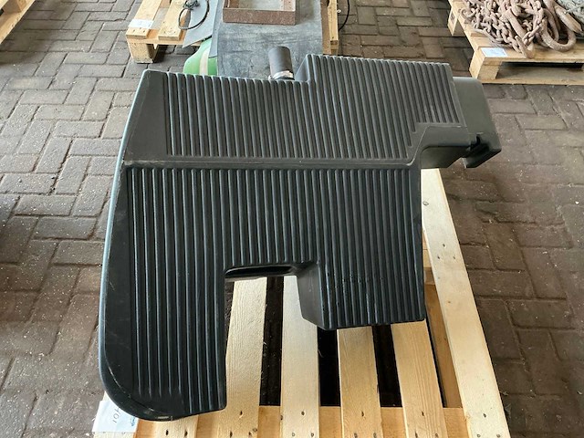 Brandstof tank ( new holland t7270 ) - afbeelding 4 van  5