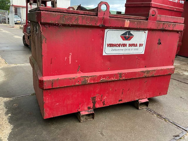 Brandstof tank - afbeelding 8 van  12