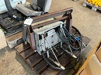 Brandstofpomp met vulpistool - afbeelding 4 van  5