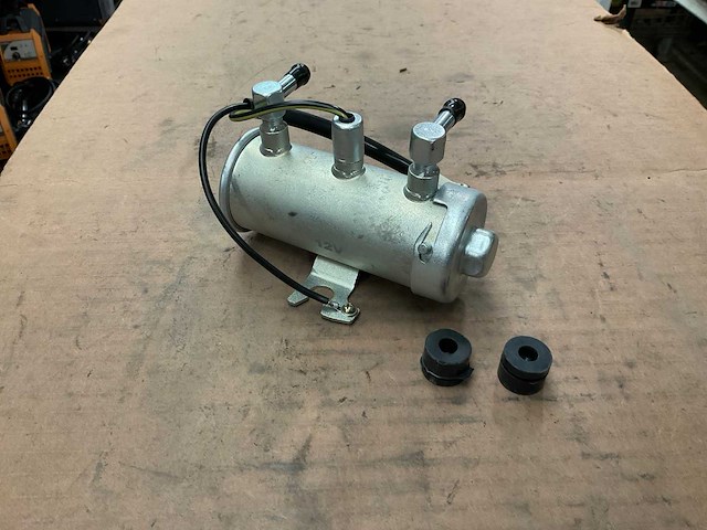 Brandstofpomp - afbeelding 1 van  3
