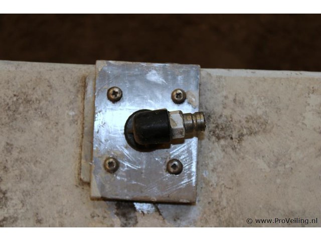 Brandstoftank - 35x63x45cm - afbeelding 3 van  4