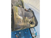 Brandstoftank - vrachtwagen onderdeel - afbeelding 3 van  3