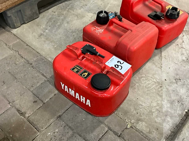 Brandstoftank (3x) - afbeelding 2 van  4