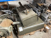 Brandstoftank (4x) - afbeelding 2 van  4
