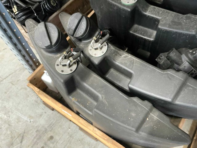 Brandstoftank (9x) - afbeelding 2 van  4