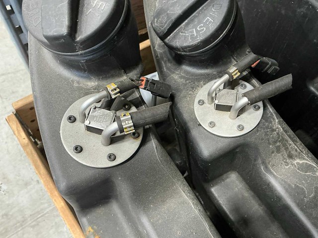 Brandstoftank (9x) - afbeelding 3 van  4