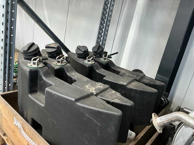 Brandstoftank (9x) - afbeelding 4 van  4