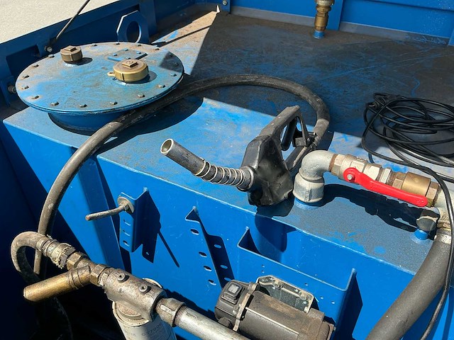 Brandstoftank ibc met pomp (995l) - afbeelding 15 van  22