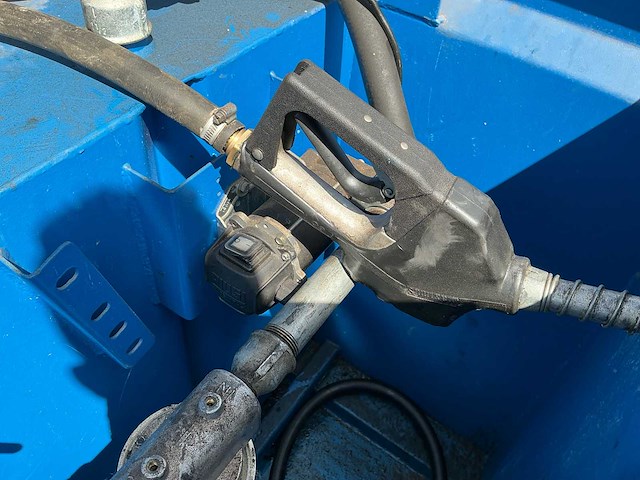 Brandstoftank ibc met pomp (995l) - afbeelding 9 van  22