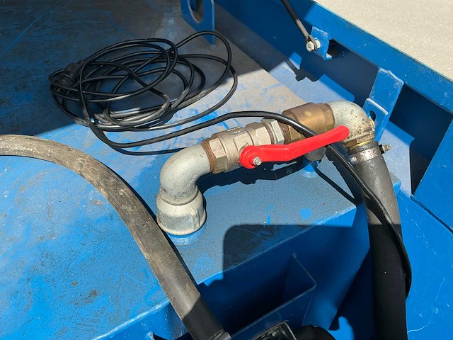 Brandstoftank ibc met pomp (995l) - afbeelding 10 van  22