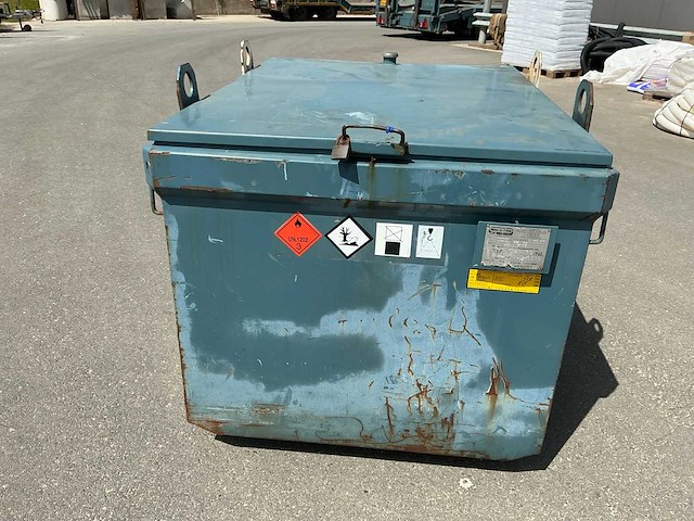 Brandstoftank ibc met pomp (995l) - afbeelding 18 van  22