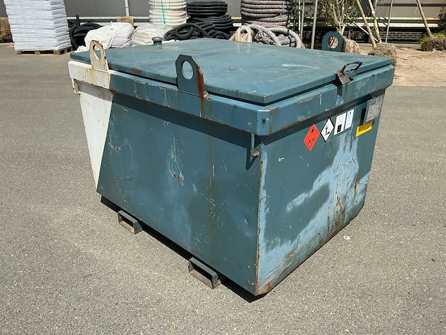 Brandstoftank ibc met pomp (995l) - afbeelding 19 van  22