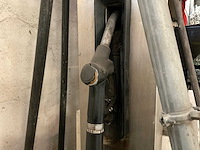 Brandstoftank met pompstation - afbeelding 8 van  13