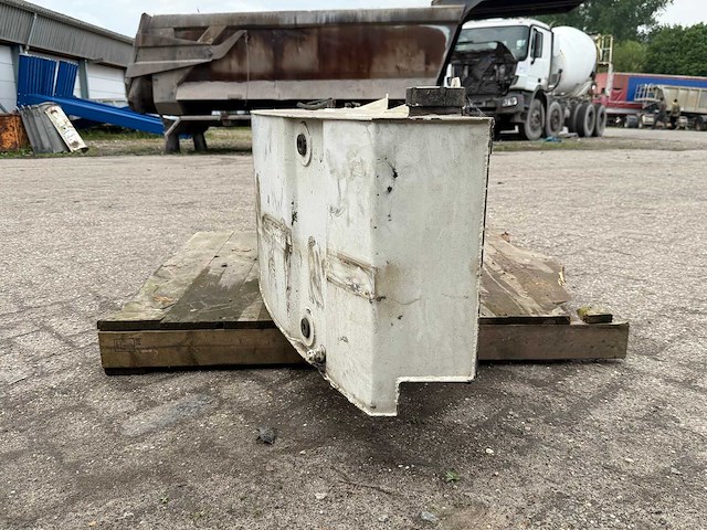 Brandstoftank voor koelmotor - afbeelding 6 van  12