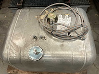 Brandstoftank - afbeelding 2 van  4