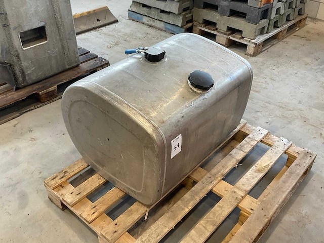Brandstoftank - afbeelding 2 van  4