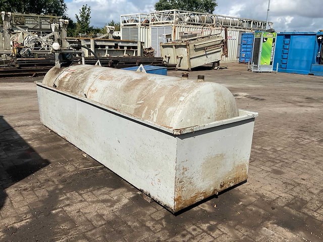 Brandstoftank - afbeelding 4 van  4
