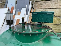 Brandstoftanks met pomp - afbeelding 8 van  10