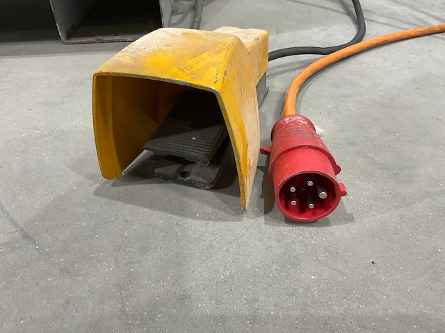 Brandt optimat ktd 72 kantenlijmmachine - afbeelding 3 van  12
