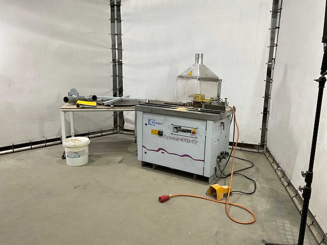 Brandt optimat ktd 72 kantenlijmmachine - afbeelding 1 van  12