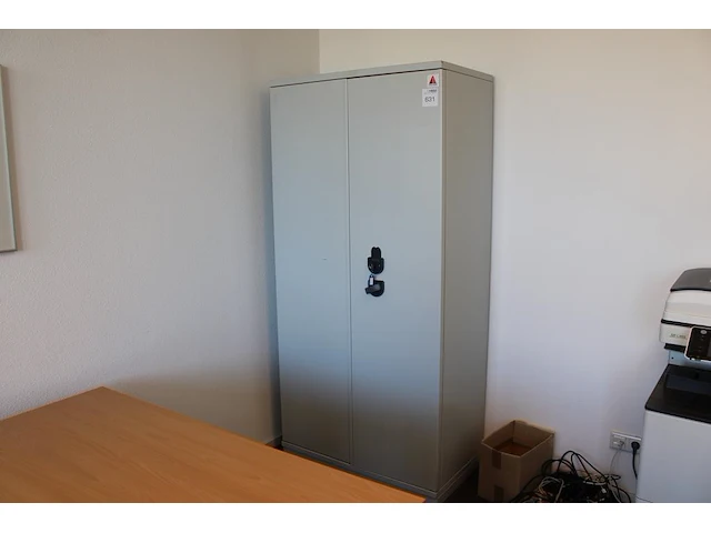 Brandvertragende kast profiler. afmeting 93 x 52 cm. hoogte 195 cm - afbeelding 1 van  3