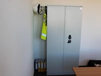 Brandvertragende kast profiler. afmeting 93 x 52 cm. hoogte 195 cm