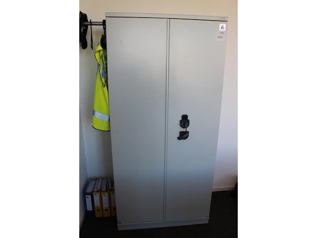 Brandvertragende kast profiler. afmeting 93 x 52 cm. hoogte 195 cm - afbeelding 2 van  4