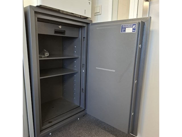 Brandvertragende kluis met code ecb-s, salvus torino 4, bouwjaar 2011 - afbeelding 3 van  5