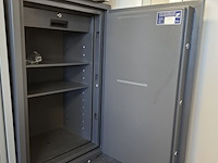 Brandvertragende kluis met code ecb-s, salvus torino 4, bouwjaar 2011 - afbeelding 3 van  5