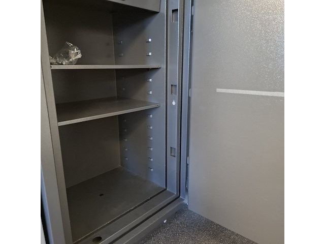 Brandvertragende kluis met code ecb-s, salvus torino 4, bouwjaar 2011 - afbeelding 5 van  5