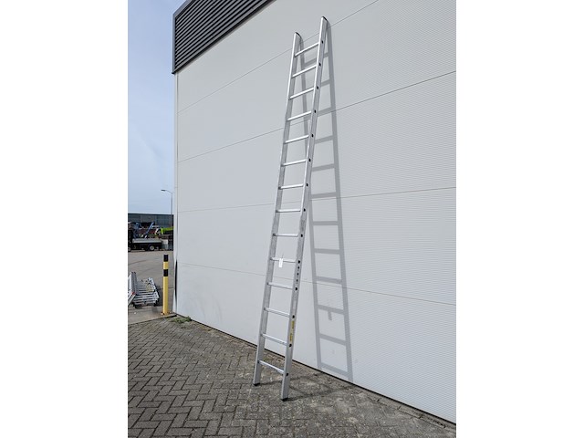 Brandweer ladder, dirks, dbl 04, 2004 - afbeelding 3 van  6