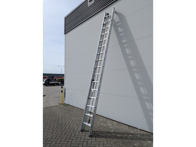 Brandweer optrekladder, dirks, dbt 2x18, 2004 - afbeelding 3 van  8