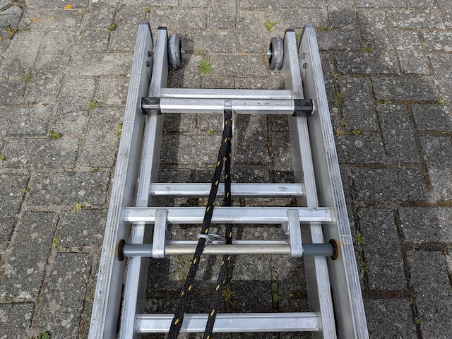 Brandweer optrekladder, dirks, dbt 2x18, 2004 - afbeelding 6 van  8