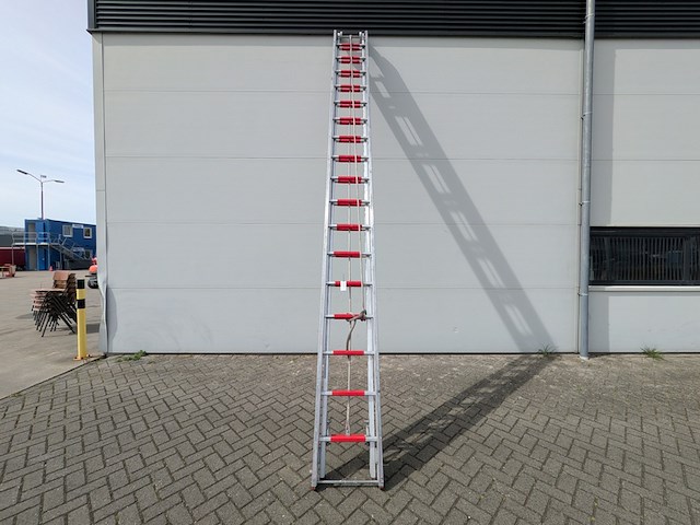 Brandweer optrekladder, munk-leitern - afbeelding 1 van  8