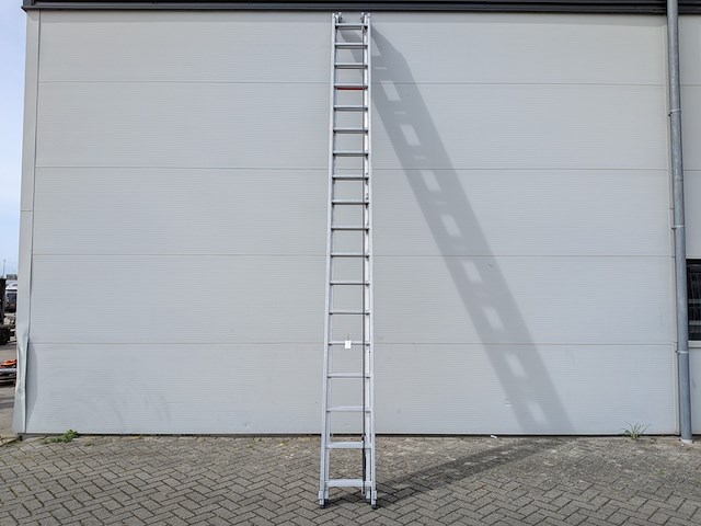 Brandweer optrekladder - afbeelding 1 van  8