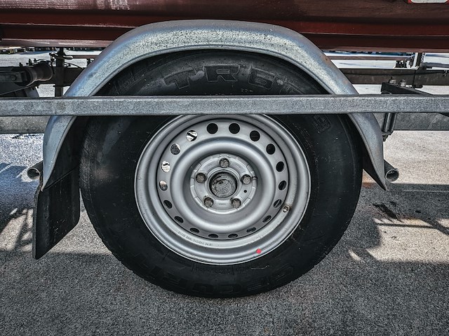 Brandweerboot met buitenboordmotor, mercury, f15elpt, op boottrailer, pega - afbeelding 19 van  28