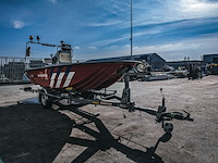 Brandweerboot met buitenboordmotor, mercury, f15elpt, op boottrailer, pega - afbeelding 25 van  28