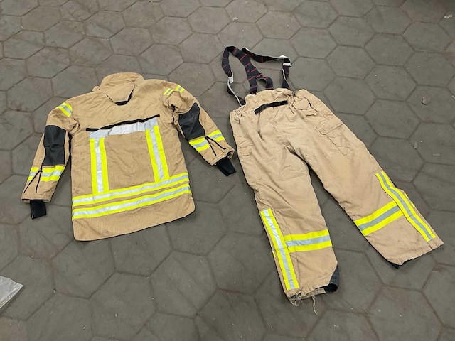 Brandweerpak - afbeelding 2 van  4