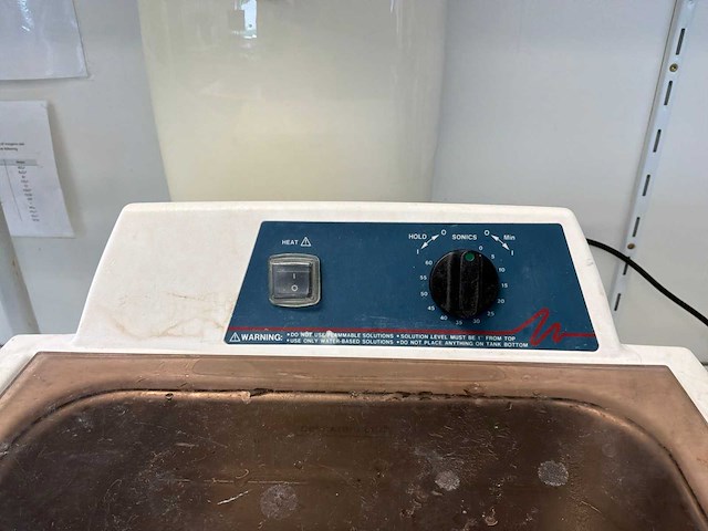 Branson 5510 ultrasoon reinigingsbad - afbeelding 4 van  4