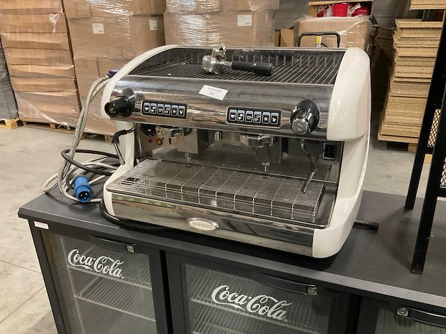 Brasilia 2-groeps koffiemachine met waterontharder - afbeelding 5 van  5