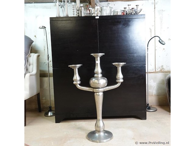 Brass&boom aluminium kapitale xxl vloerkandelaar - afbeelding 2 van  5