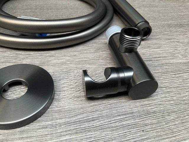 Brauer gunmetal edition staaf handdouche wandaansluitbocht en slang 150cm - afbeelding 4 van  7