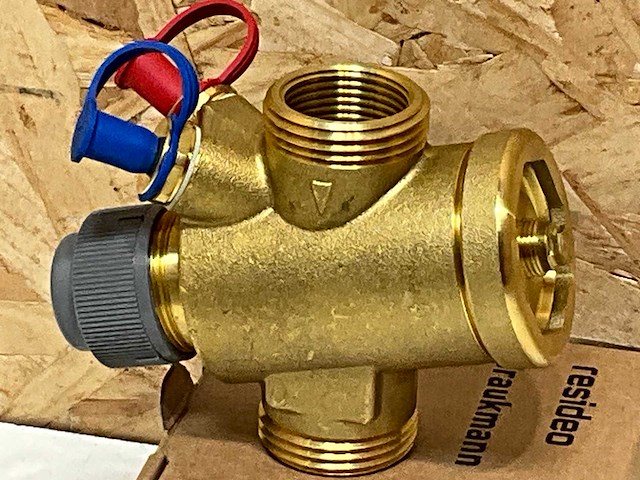 Braukmann kombi-qm regelafsluiter binnendraad dn20 max flow 1000 l/h (3x) - afbeelding 1 van  8