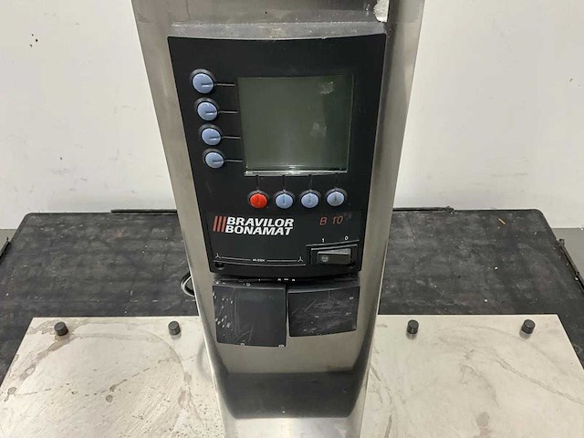 Bravilor bonamat - b10 - rondfilter koffiemachine - afbeelding 2 van  3