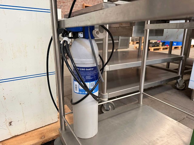 Bravilor bonamat - rlx31-001 - koffiemachine met heetwaterunit op rvs serveerwagen - afbeelding 9 van  9