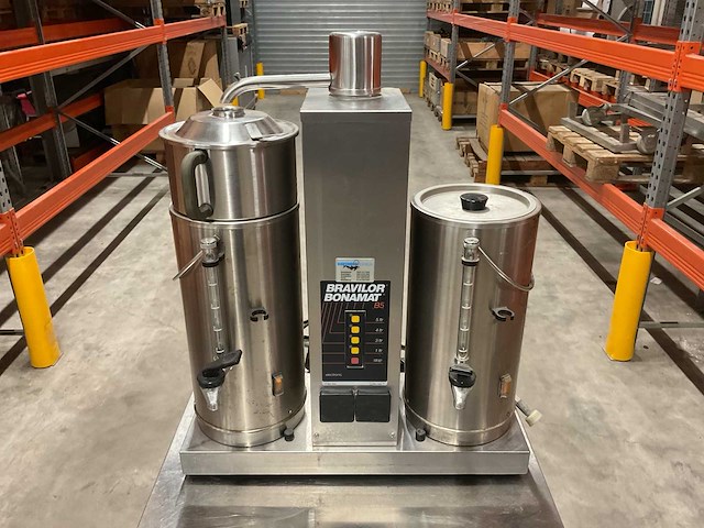 Bravilor bonamat b5 koffiemachine - afbeelding 1 van  4