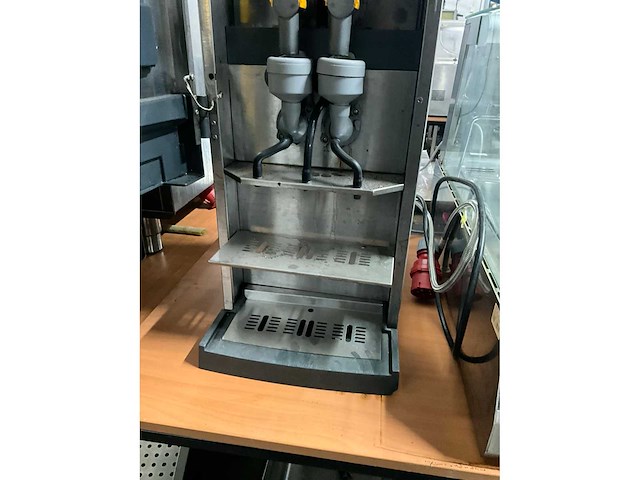 Bravilor bonamat koffiemachine - afbeelding 5 van  6