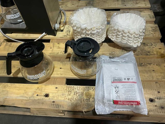 Bravilor bonamat koffiemachine - afbeelding 3 van  8