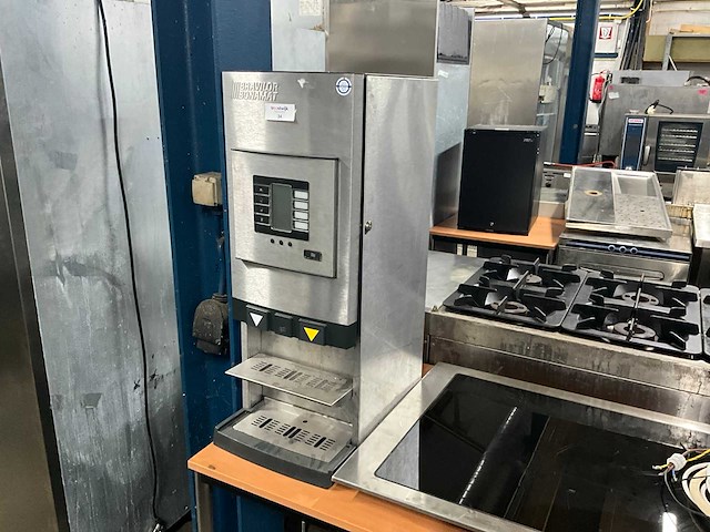 Bravilor bonamat koffiemachine - afbeelding 1 van  6