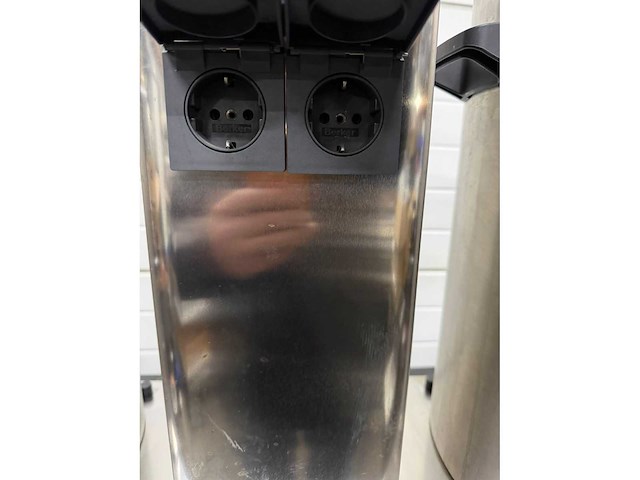 Bravilor koffiemachine volautomaat - afbeelding 4 van  6
